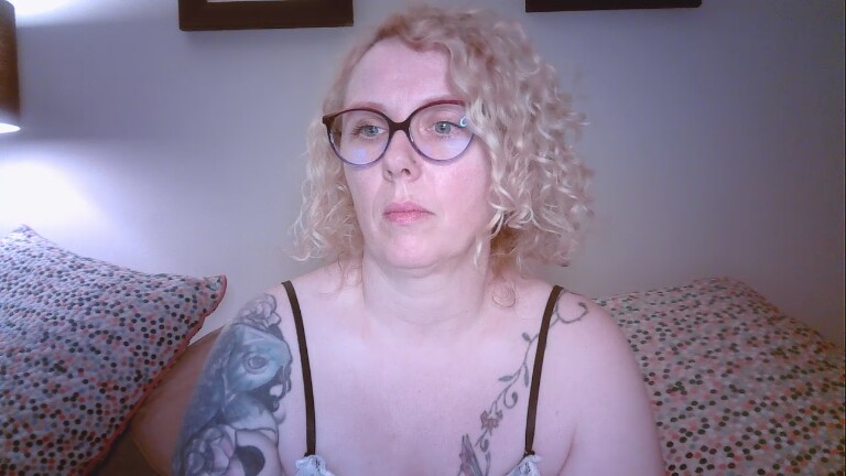 OrlaFox's Streamate show and profile