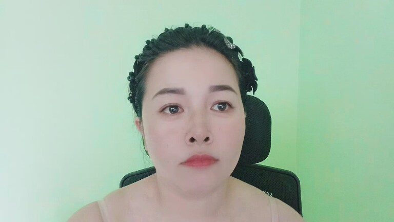 Benna69's Streamate show and profile