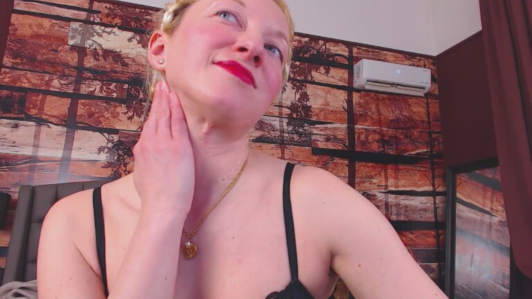 NatalieXBitton's Streamate show and profile