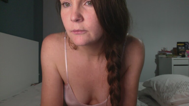 LittleMissFoxx's Streamate show and profile