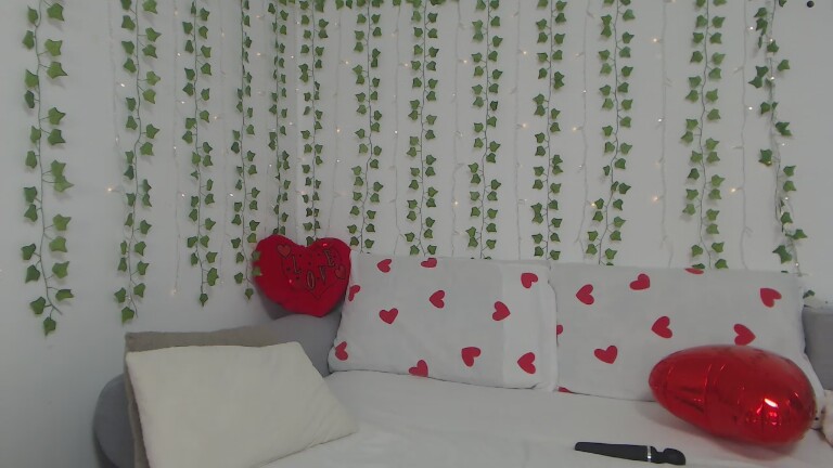 CARMIYNNA's Streamate show and profile