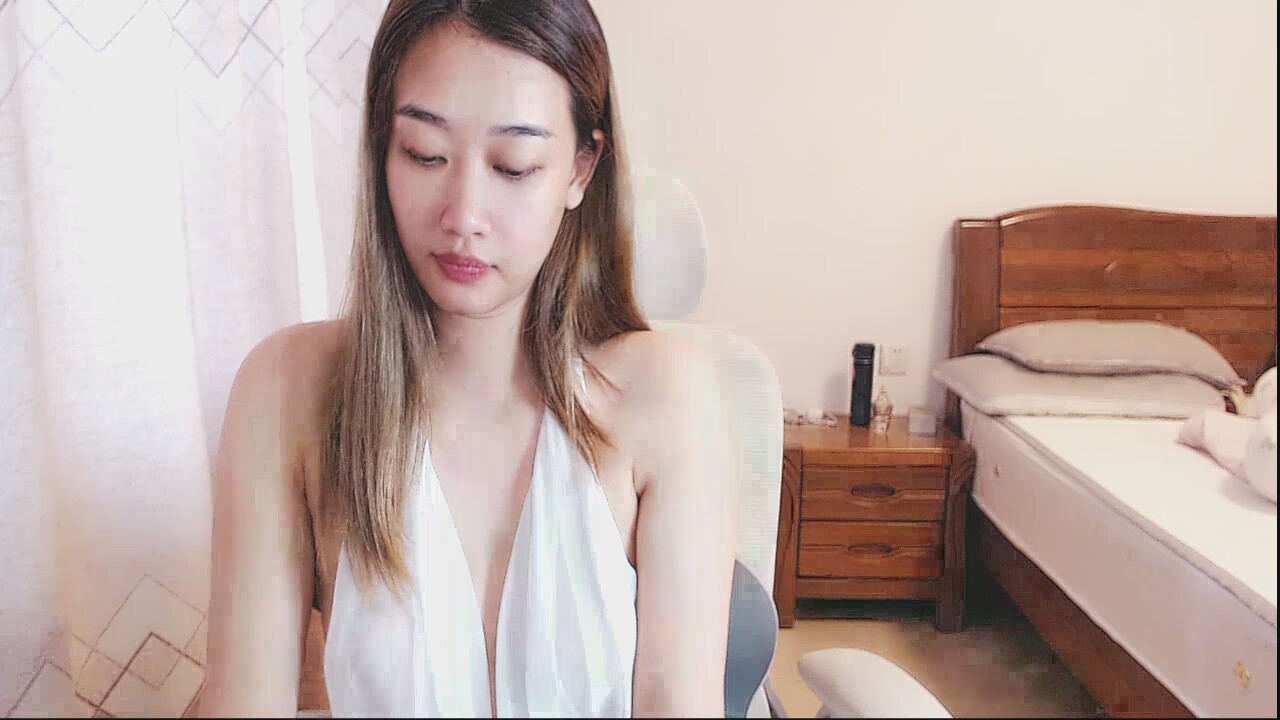 Cleo_CC